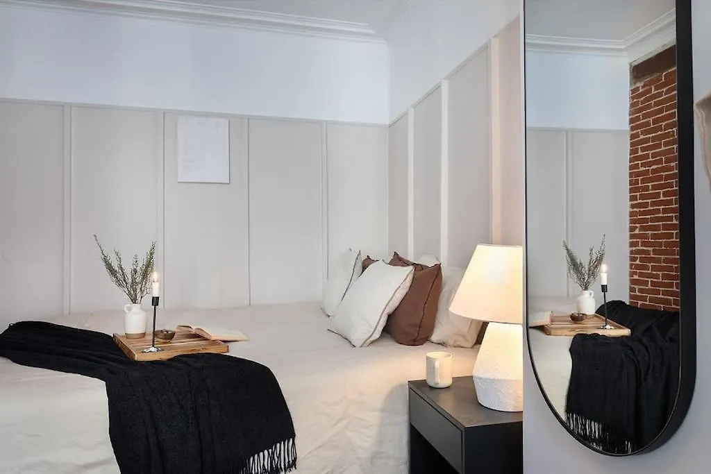 Apartament Angers - 1 Chambre Et Balcon Aux Halles Paryż Francja